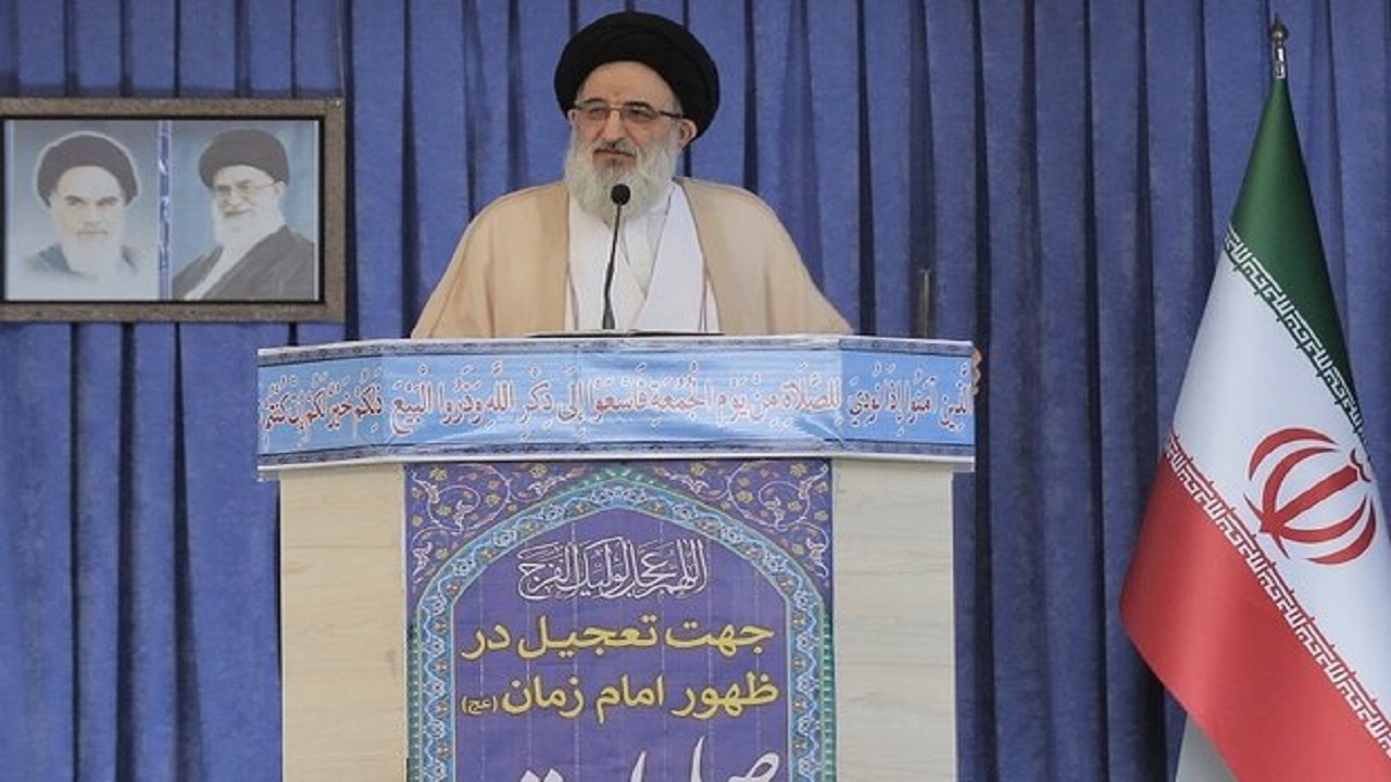 انتخاب افراد در مسئولیت‌های مختلف با معیار و شاخص لازم انجام شود