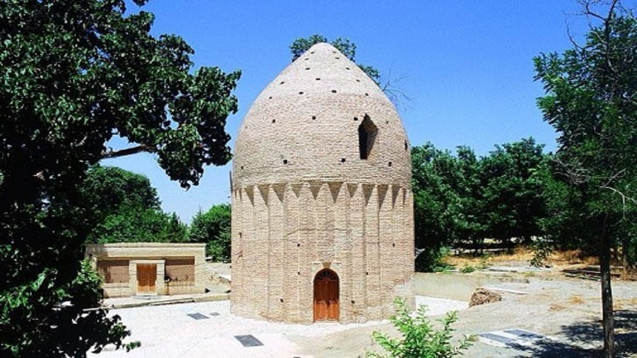 برجی هزار ساله در کردان/ ناگفته‌های تاریخ از زبان معماری کهن