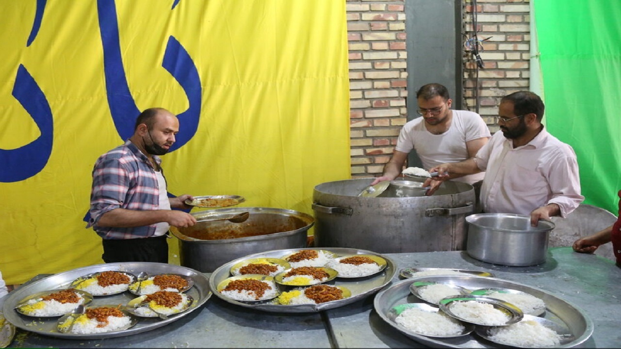 ۲۱ هزار پرس غذای «نذر غدیر» در همدان پخت می شود