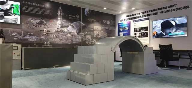 ساخت وساز در ماه