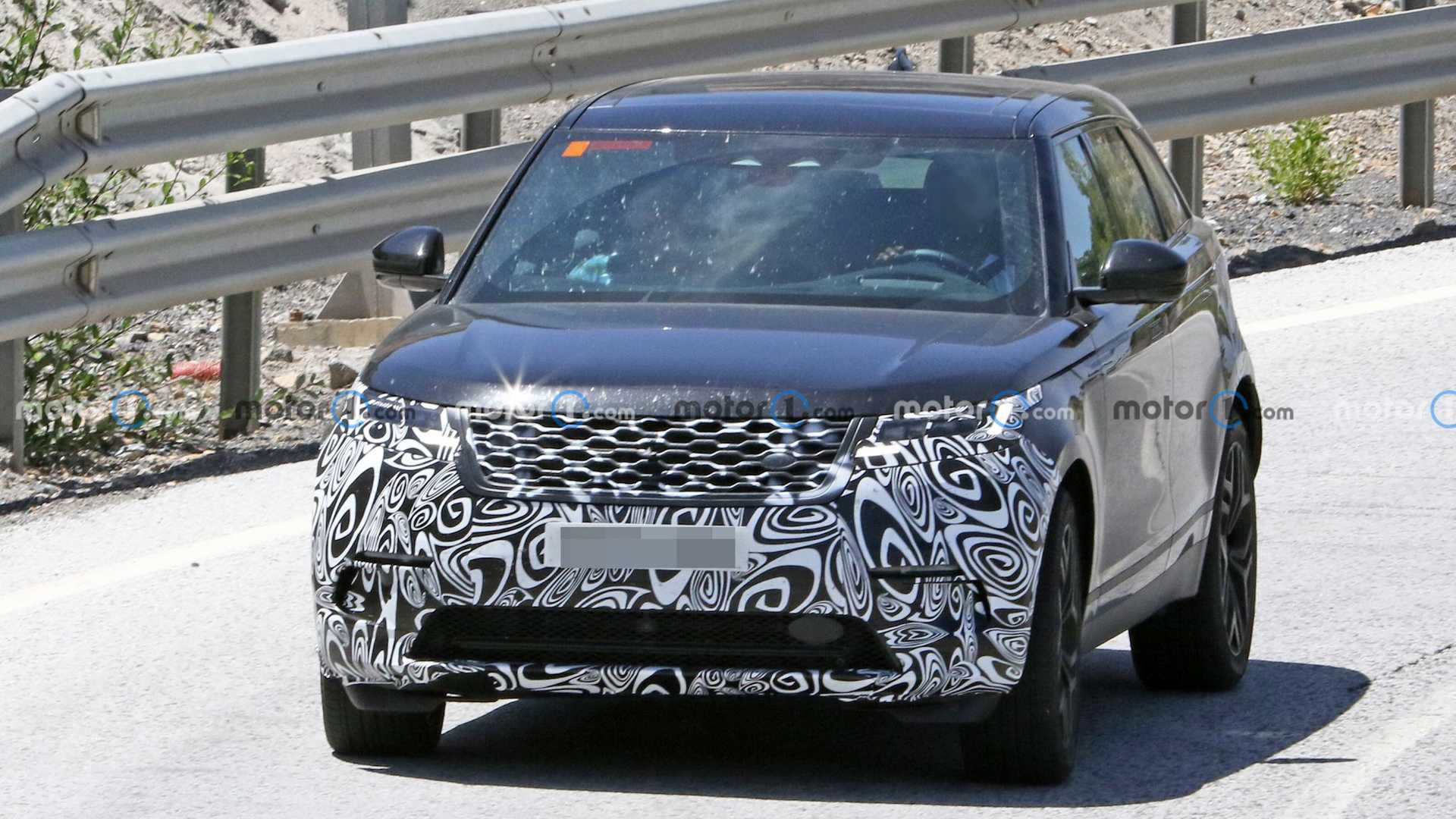 خودروی Land Rover Velar