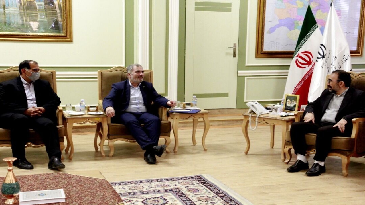 کوتاهی دست دلالان و واسطه ها با سامانه "روستا بازار"