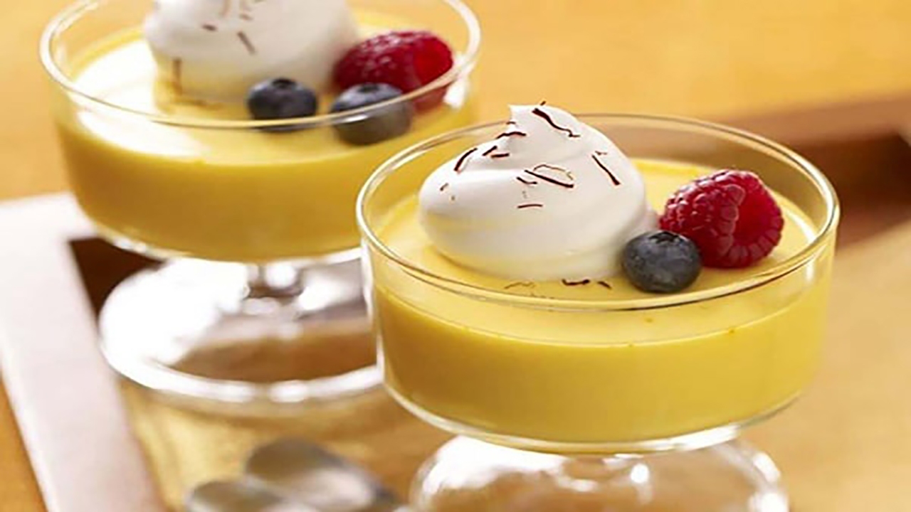 طرز تهیه پاناکوتا زعفرانی + فيلم