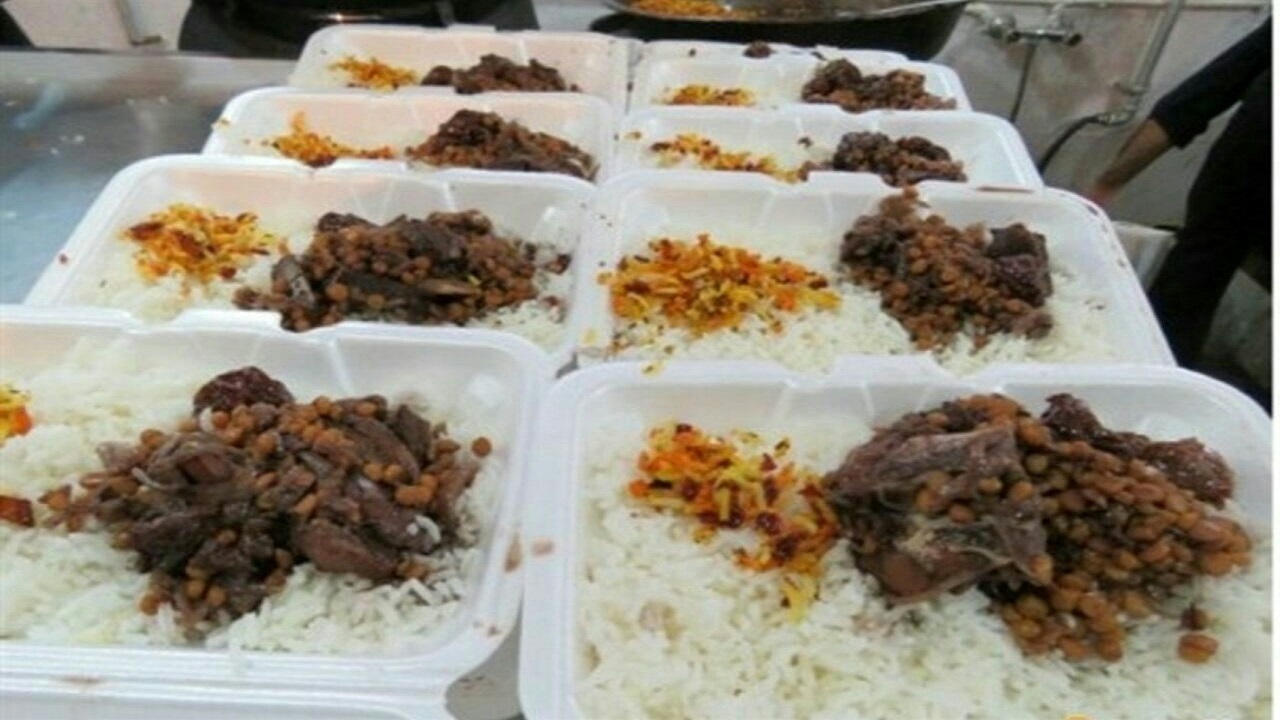 در کرمانشاه سفره ۳ کیلومتری اطعام علوی بر پا می‌شود