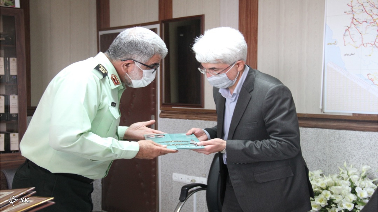انعقاد تفاهم نامه نیروی انتظامی فارس و بهزیستی استان