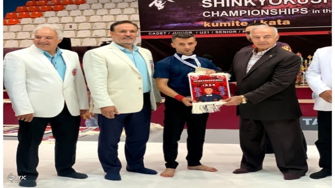 ۲۶ مدال رنگارنگ ارمغان تیم کاراته مهاباد