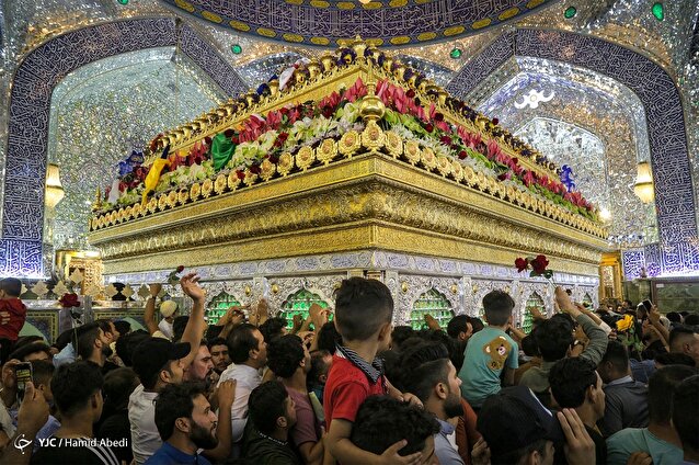 حال و هوای حرم حضرت علی (ع) در شب عید غدیر