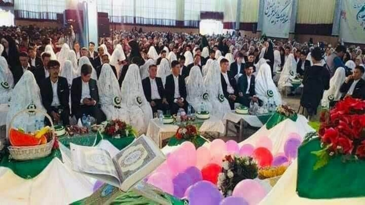 جشن ازدواج ده‌ها زوج به مناسبت عید غدیر خم در کابل برگزار شد + فیلم