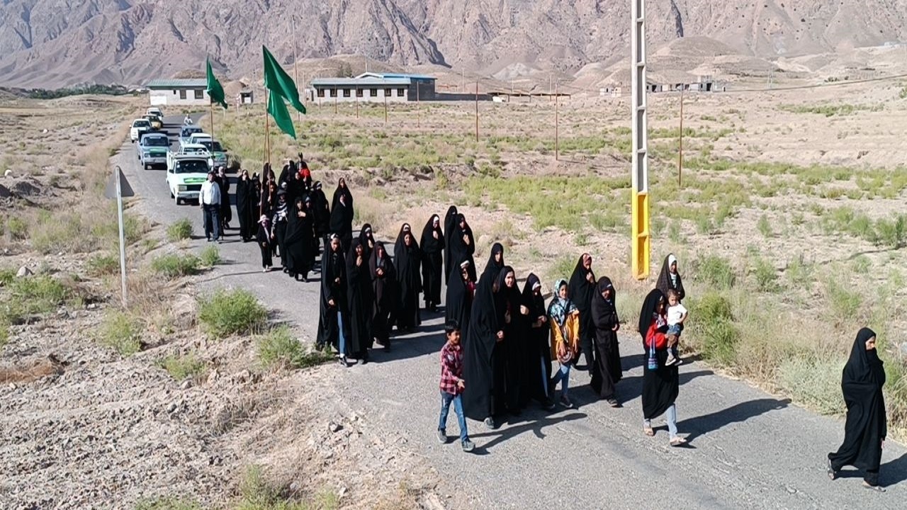 برگزاری همایش پیاده روی به مناسبت عید غدیر