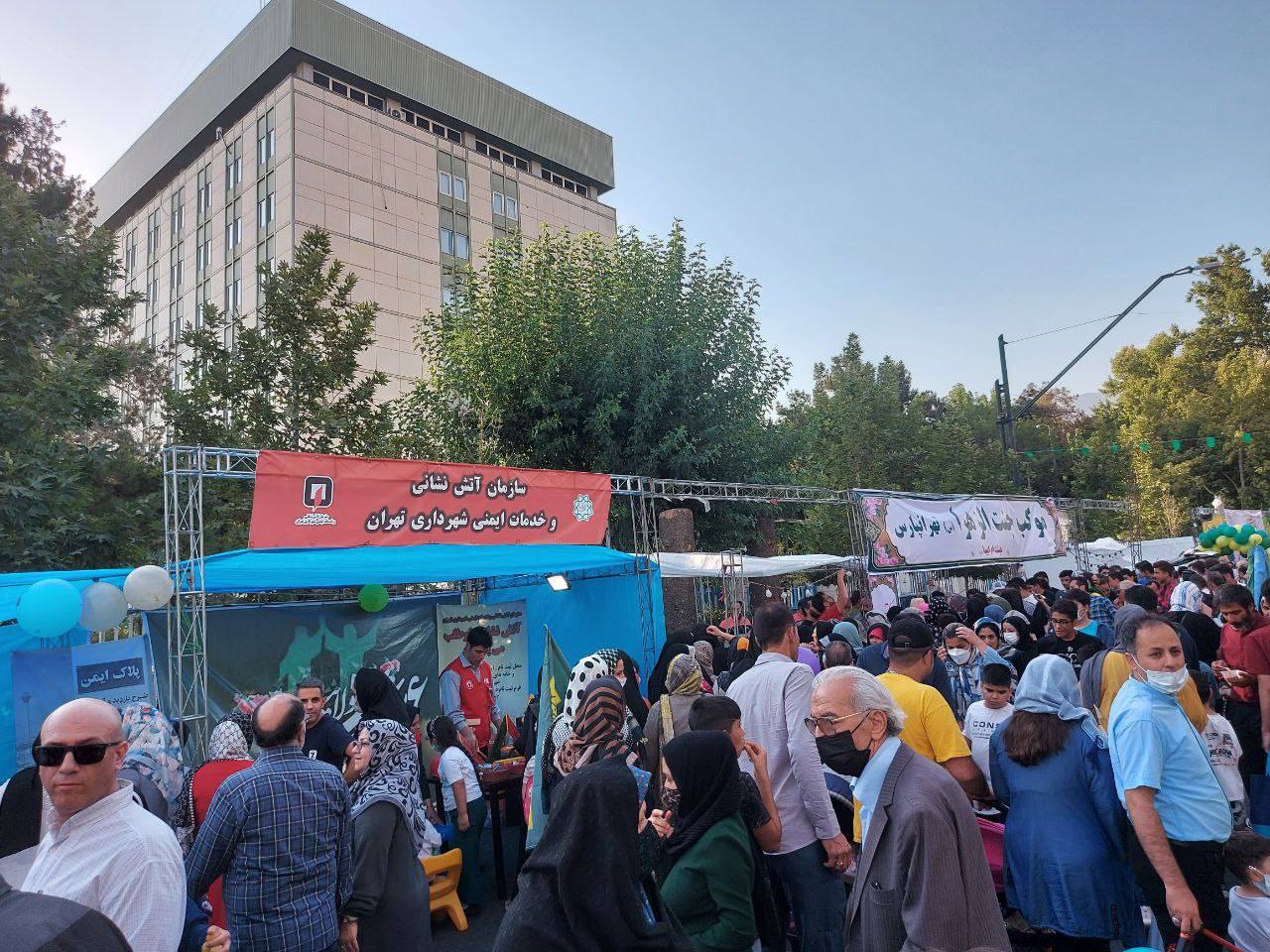 میزبانی میدان ولیعصر از جشن ۱۰ کیلومتری عید غدیر+ تصاویر