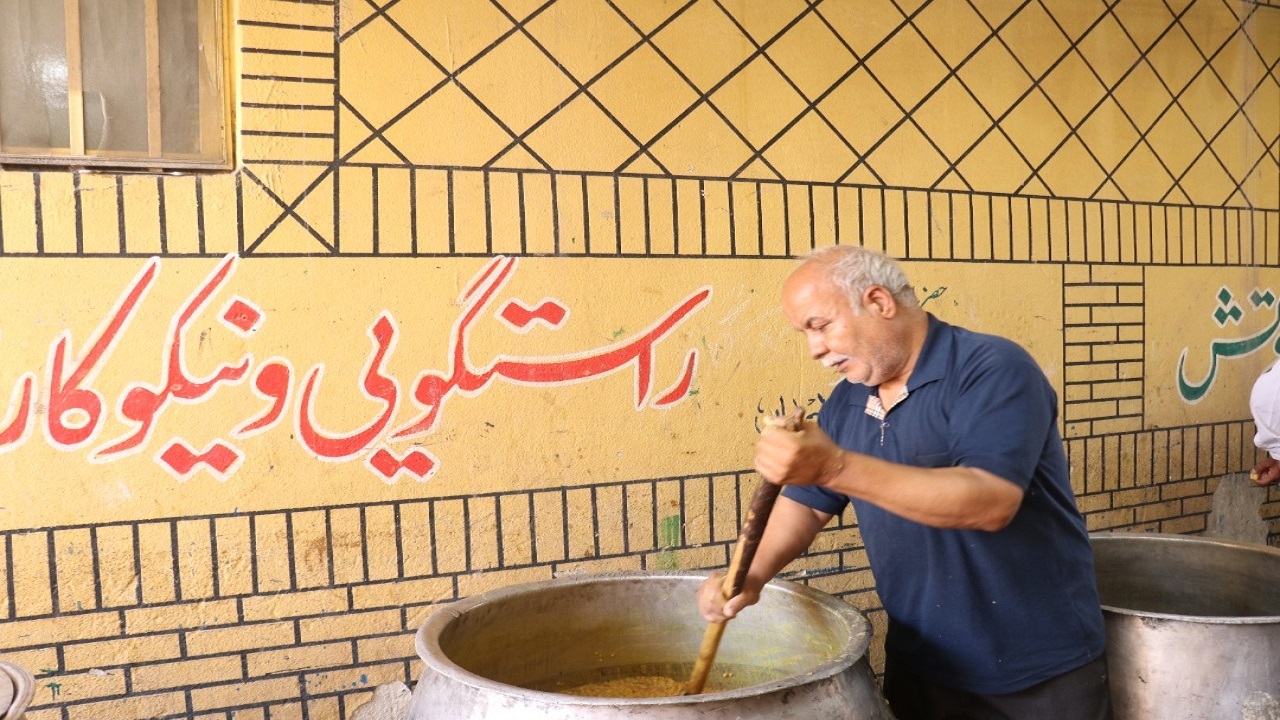 توزیع بیش از ۹۸ هزار طعام غدیر در کاشان