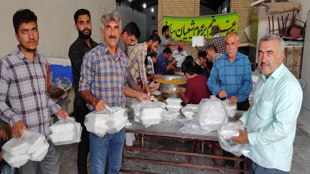 طبخ ۳۰ هزار پرس غذا به مناسبت عید غدیر در کازرون