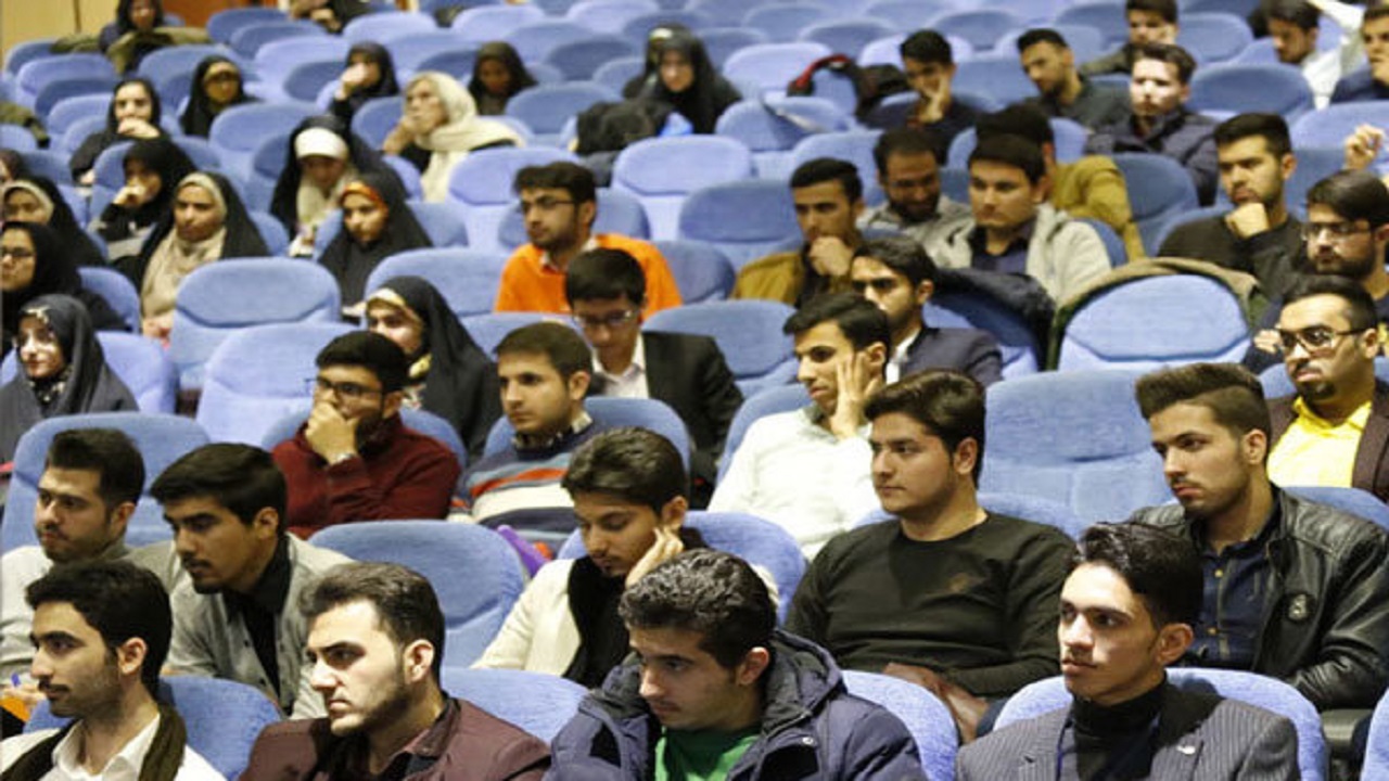 برگزاری دوره مهارت افزایی و توانمندسازی دانشجومعلمان اصفهانی