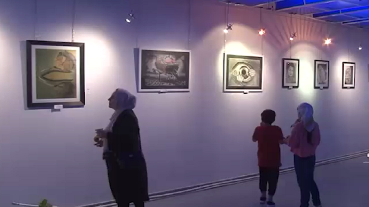 نمایشگاه نقاشی آوای رنگ در شاهرود