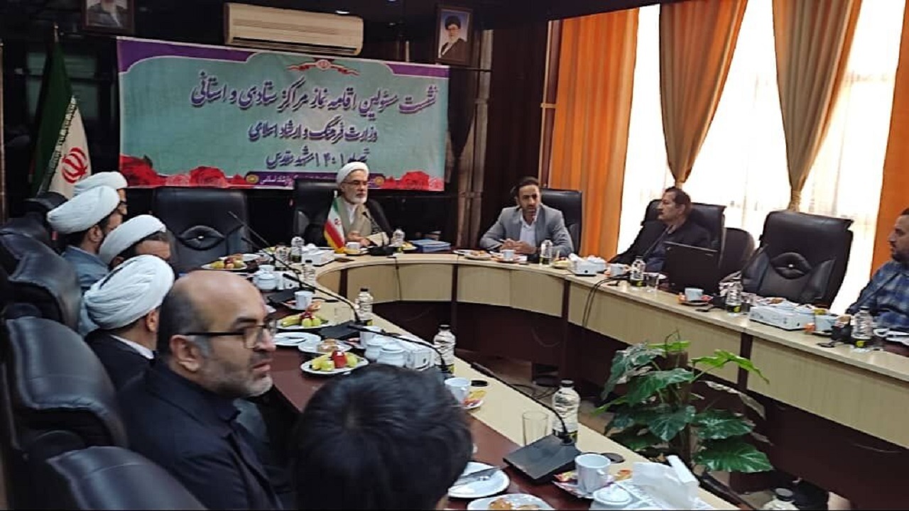 بدون تمسک به نماز رهایی از دلبستگی‌های فانی میسر نیست