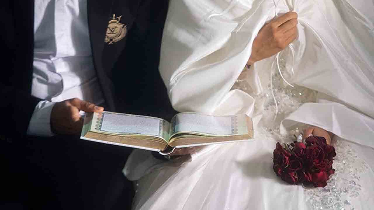 اول ازدواج کنید و فرزند بیاورید؛ بعد امتیاز استخدام بگیرید!