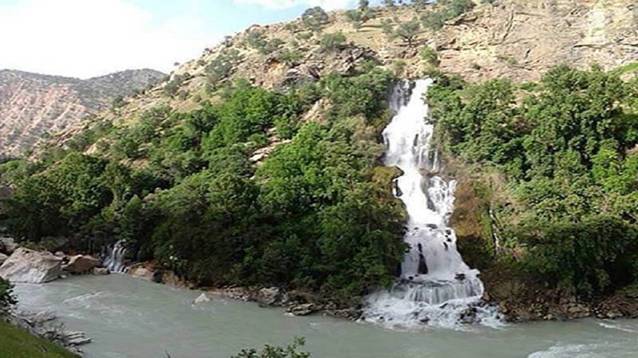 تماشای آبشار لندی از لنز دوربین شهروند خبرنگار + فیلم
