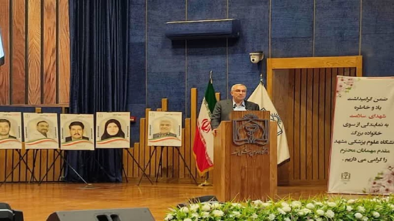جامعه پزشکی در ایام کرونا حماسه سازی کرد