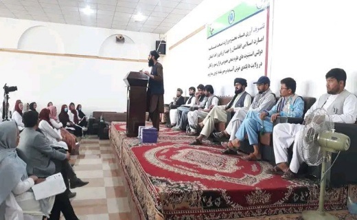 برگزاری آزمون صحی با اشتراک نزدیک به ۵۰۰ متقاضی در دایکندی + تصاویر