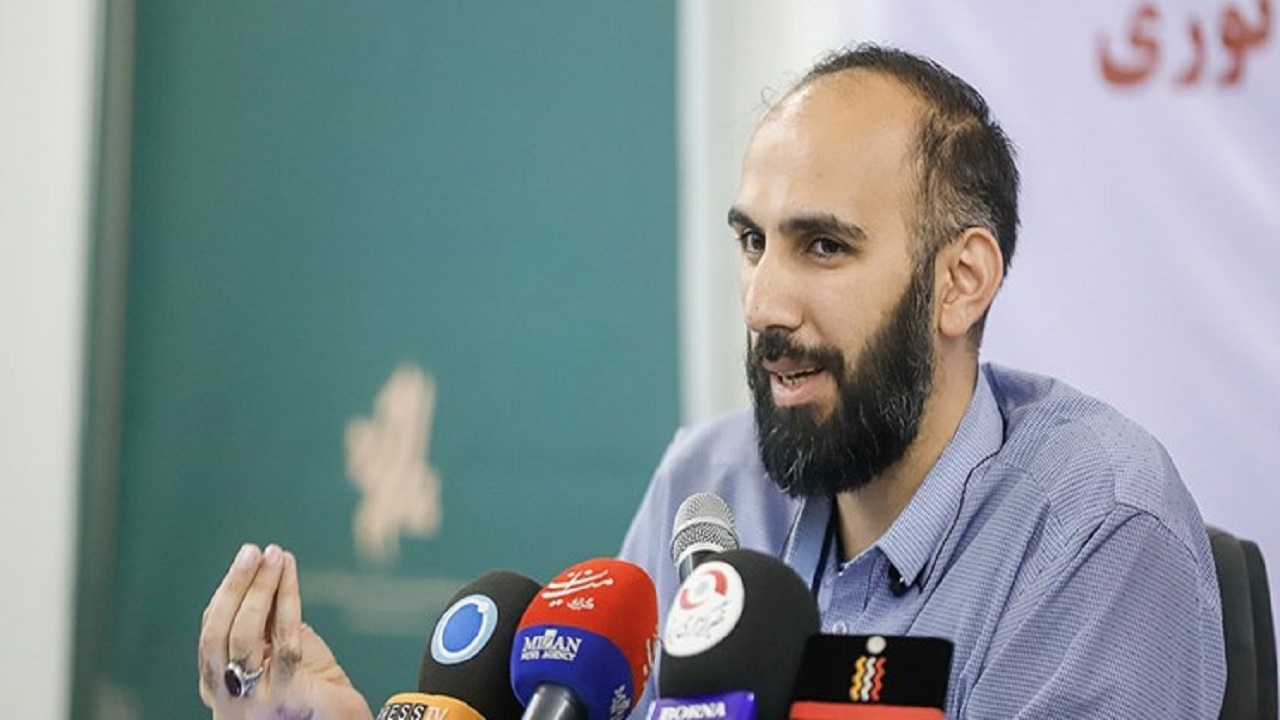فرزند حمید نوری: عدم لغو محدودیت‌های پدرم برخلاف حکم قاضی برای نهمین هفته ادامه دارد