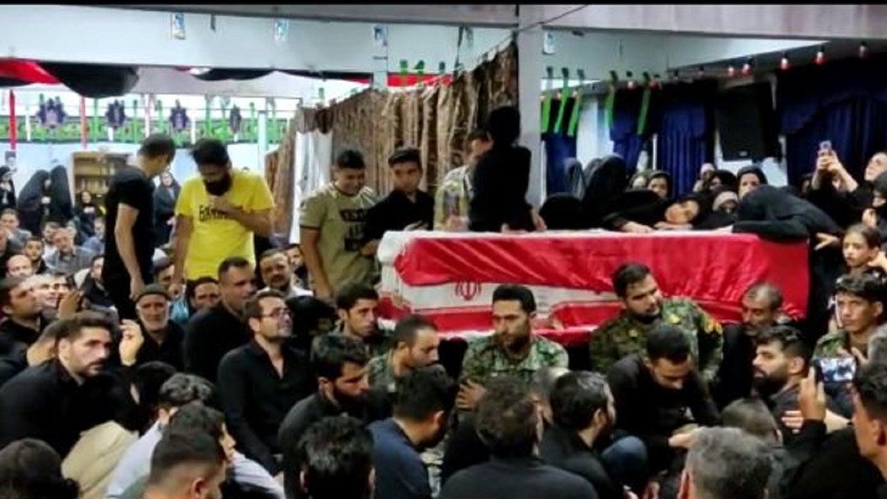وداع با پیکر مطهر شهید مهدی محمدی نسب