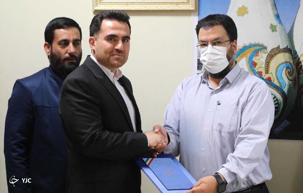 مسیر برای پرورش مدیران توانمند در شهرداری شیراز فراهم شود
