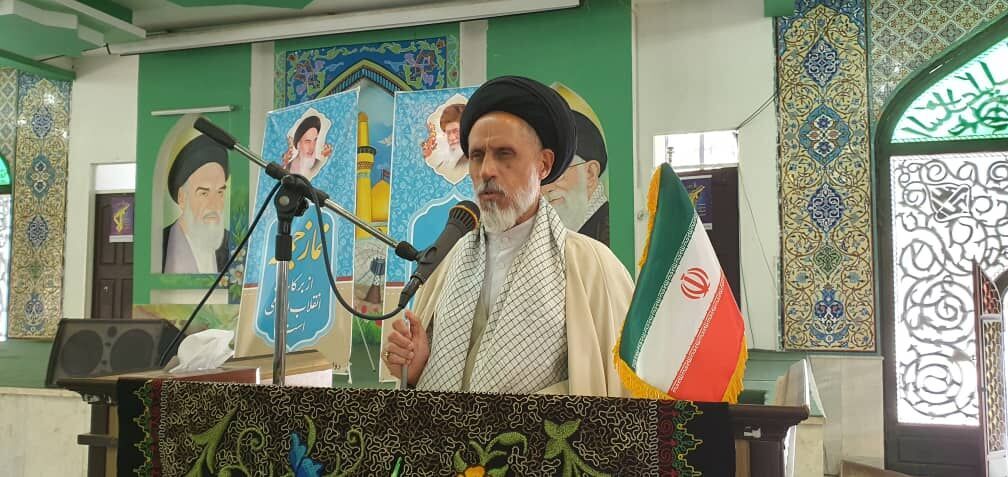 مداحان باید در شئونات زندگی نیز الگوی تمام‌نمای مردم باشند
