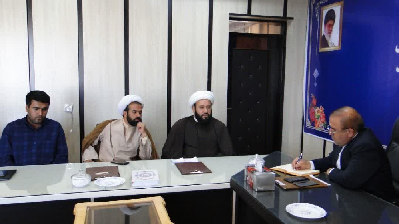 ضرورت یادگیری سواد رسانه برای والدین و مربیان مدارس