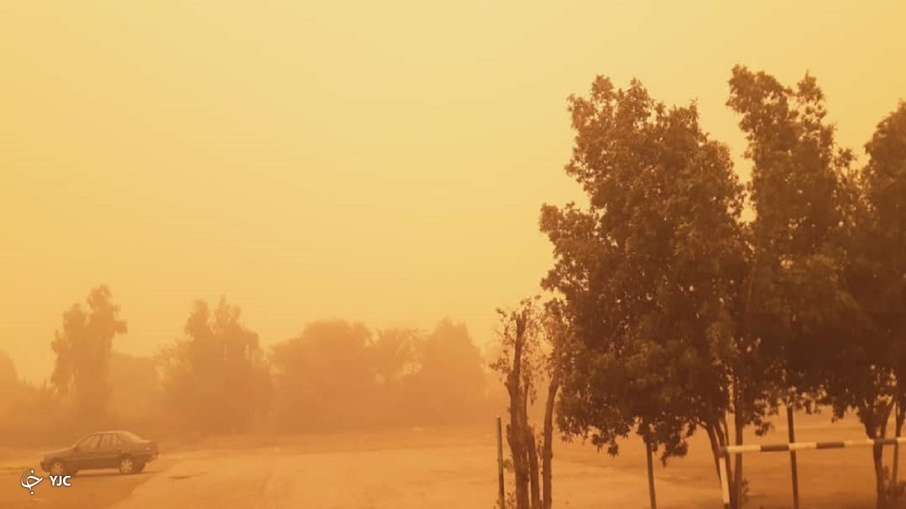 غبار در آسمان آبادان و خرمشهر