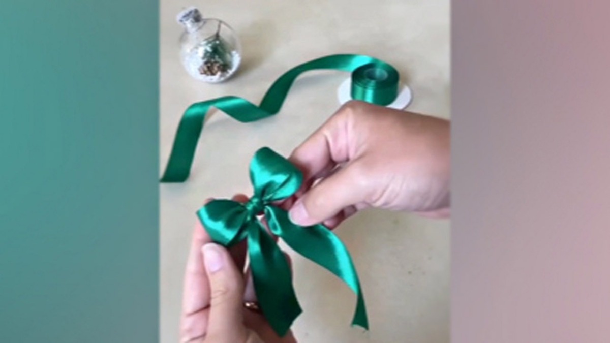 ساخت هنرمندانه گل رز با استفاده از کاغذ + فیلم
