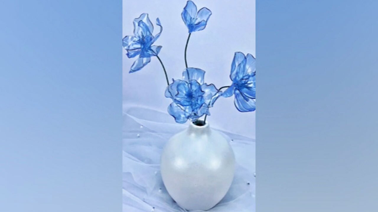 ساخت گل‌های تزئینی با بطری آب معدنی! + فیلم