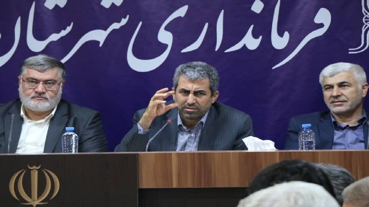 کمیسیون اقتصادی مجلس برای رفع مشکلات مردم پای کار است