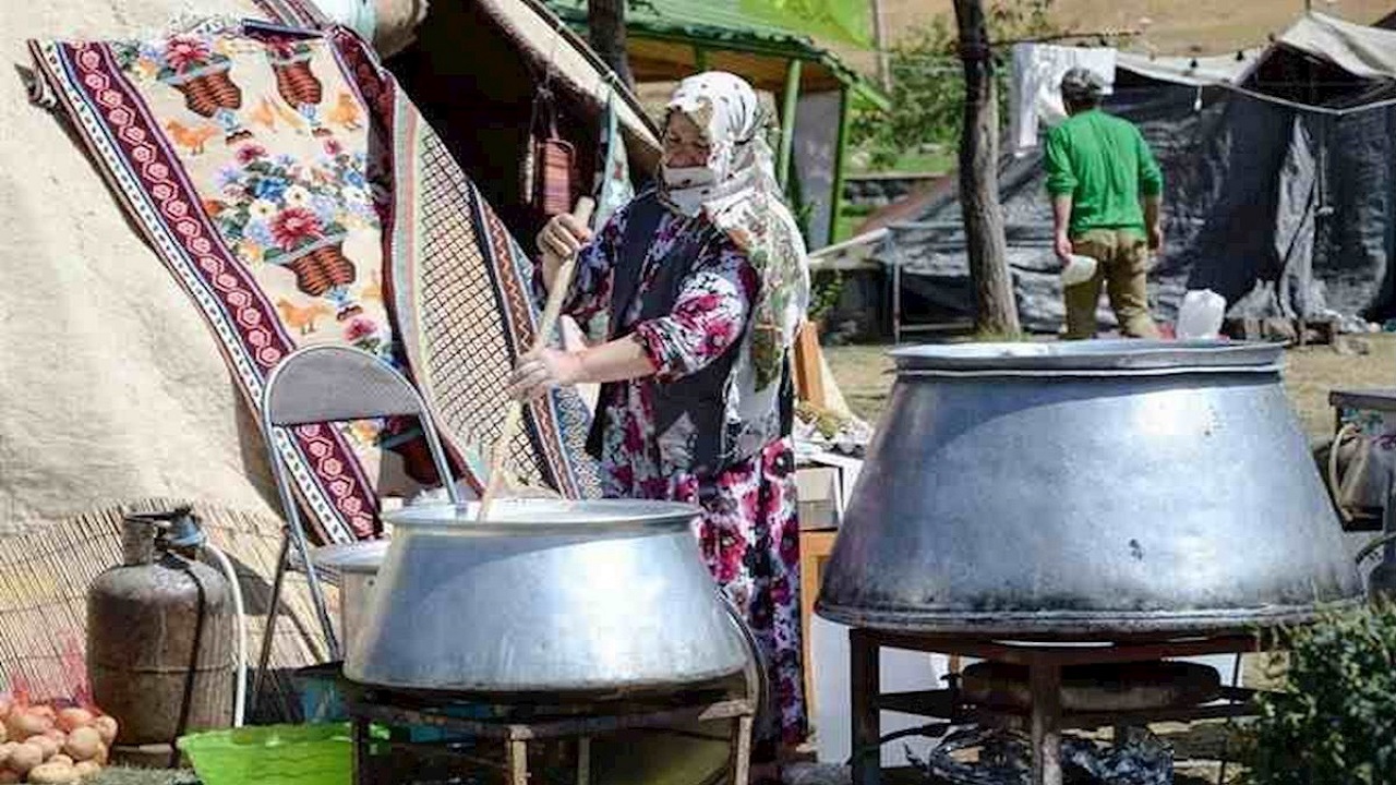 تمدید مهلت شرکت در فراخوان طراحی تندیس و پوستر جشنواره آش نیر