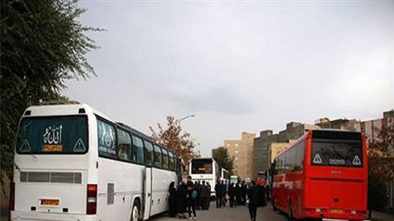 اعزام ۲۴۰ دانش‌آموز مددجوی کمیته امداد اصفهان به مشهد و قم