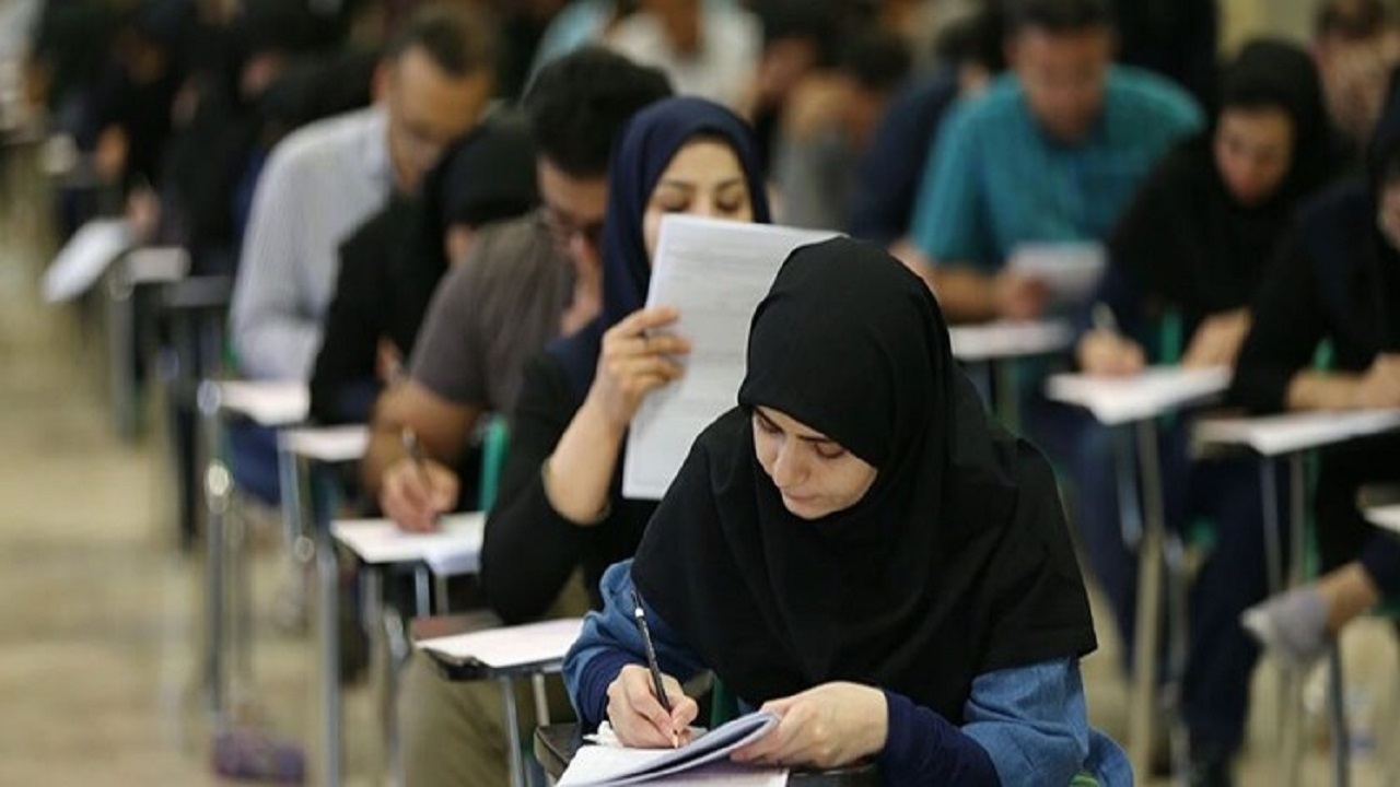 کاسبی با ادعای فروش سؤالات امتحانی