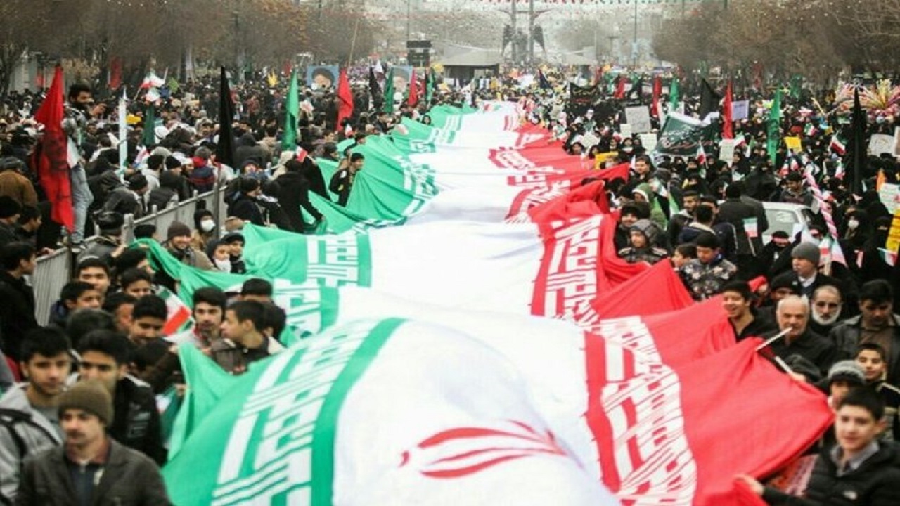 تفاوت انقلاب اسلامی با انقلاب‌های کم‌دوام چیست؟