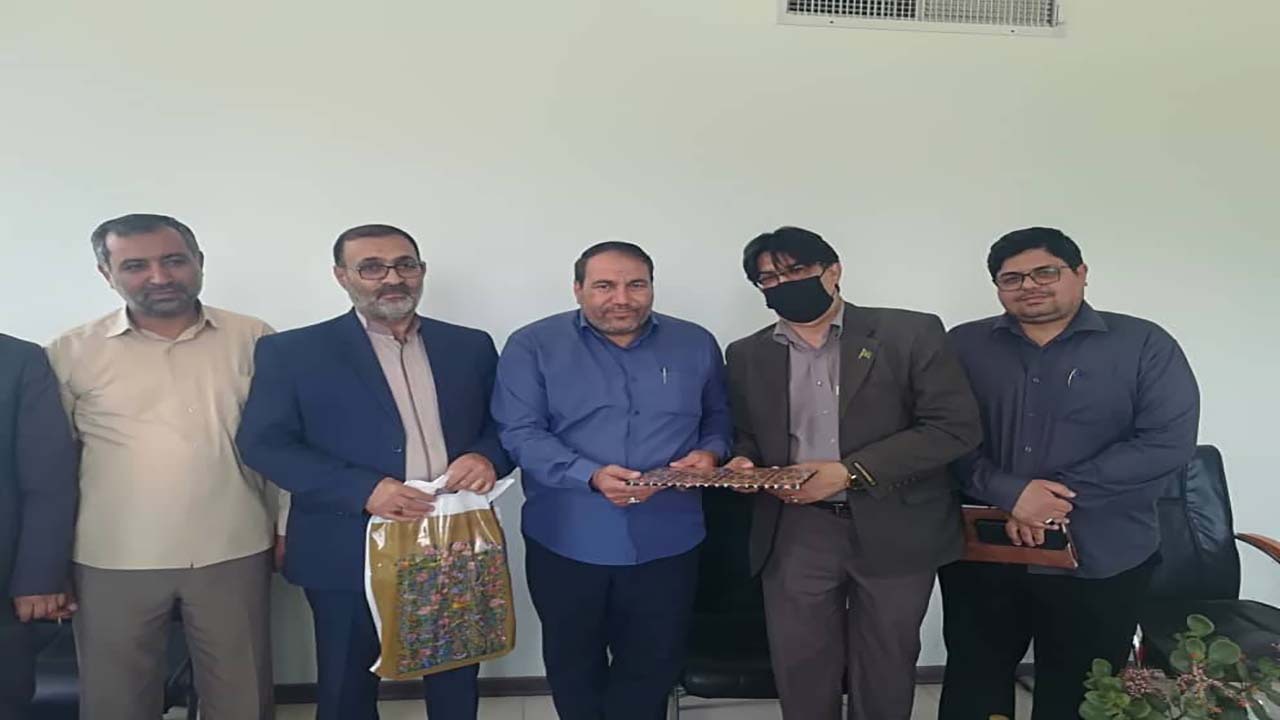 پیشکسوت رسانه‌های امام رضایی کرمان معرفی شد