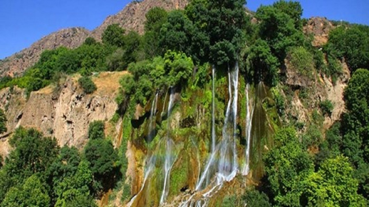 لرستان سرزمین آب و آبشار ها