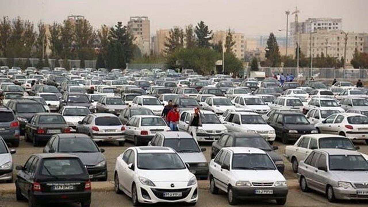 ترخیص خودرو‌های رسوبی در زنجان ادامه دارد