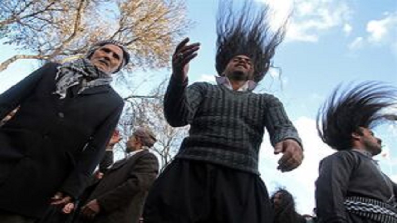 ماجرای ارادت فرقه داعشی مسلک به خاندان پهلوی + عکس