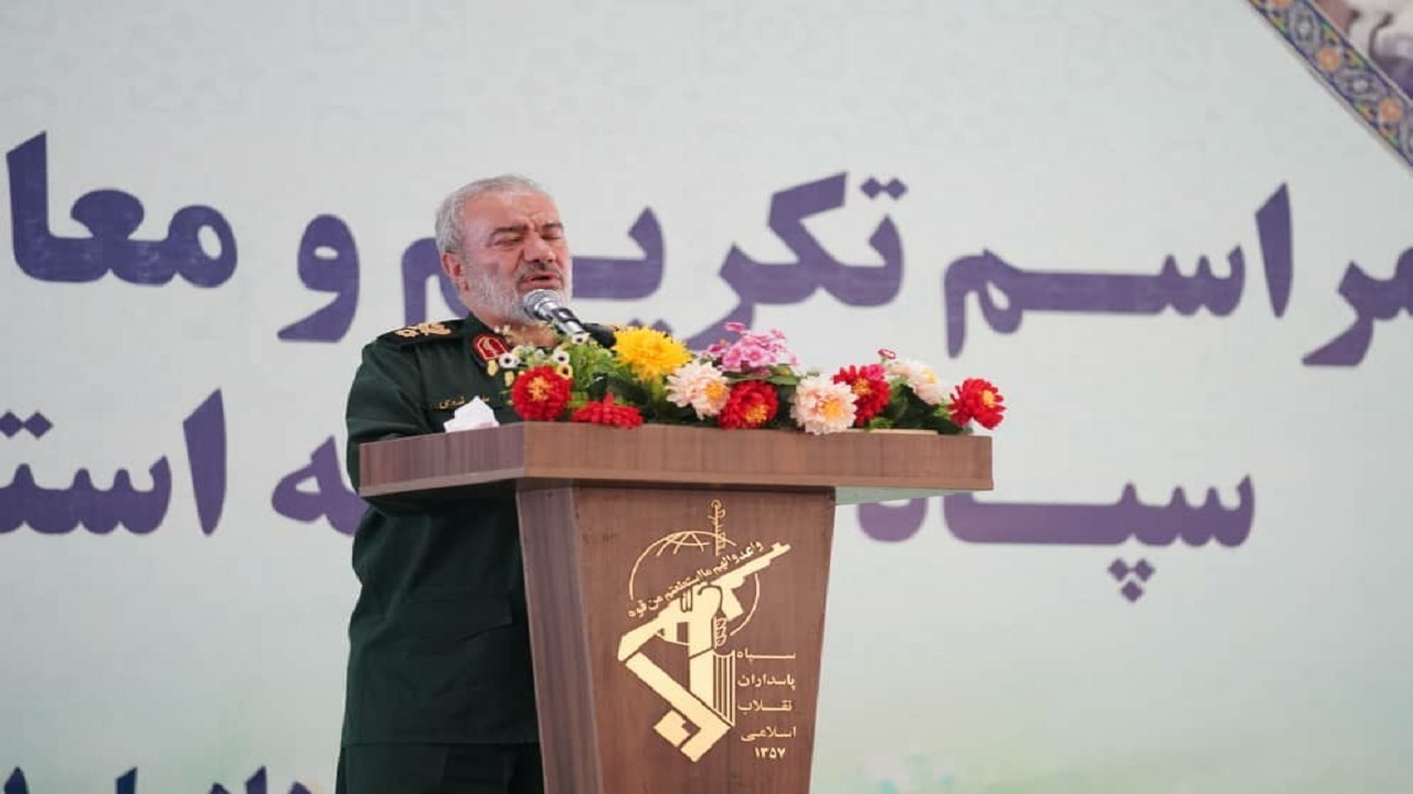 پاسداران در همه میدان‌ها تا پای جان حاضر بوده اند