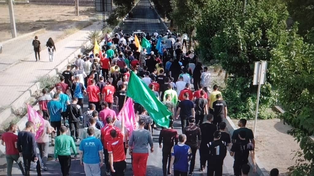 برگزاری پیاده روی خانوادگی در چهارباغ