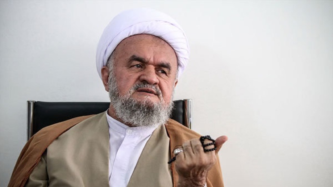 افراد سودجو با احتکار به دنبال ضربه زدن به اقتصاد هستند