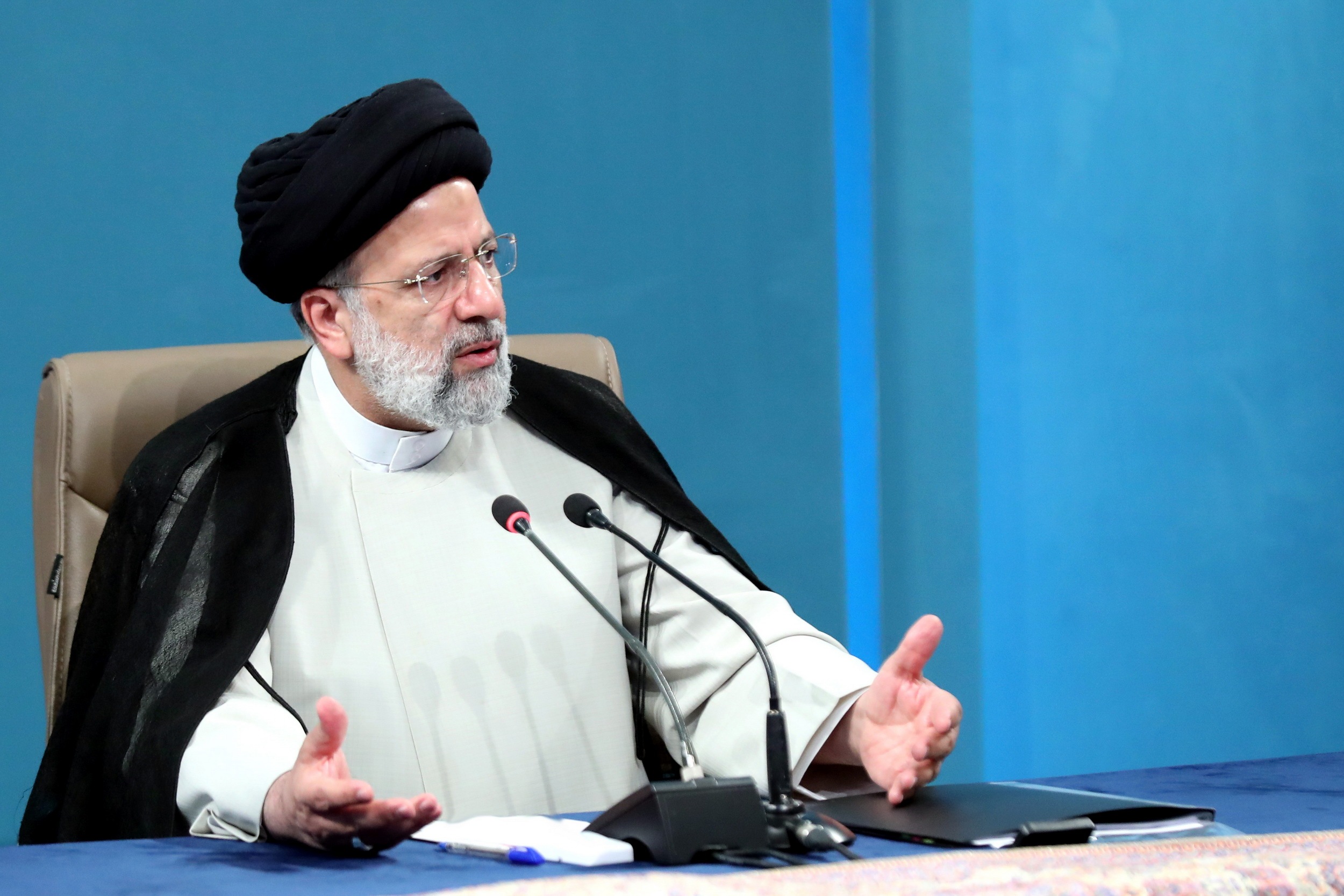 سفرا موظف به تامین منافع و ارزش‌های جمهوری اسلامی هستند