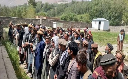 مساعدت برای بیش از ۲ هزار خانواده در ۴ ولایت کشور + تصاویر