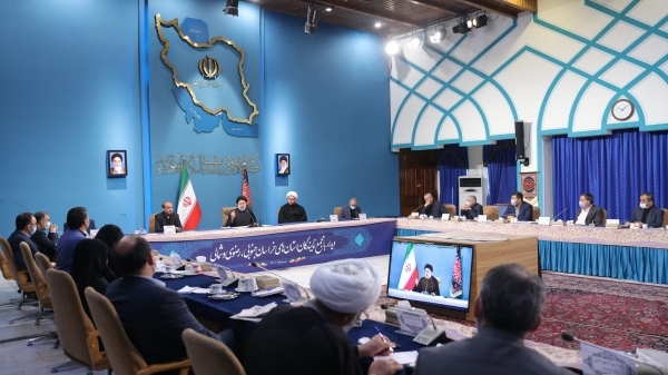 دولت مدافع حقوق معلمان بوده و در اجرای رتبه بندی تاخیری صورت نگرفته است