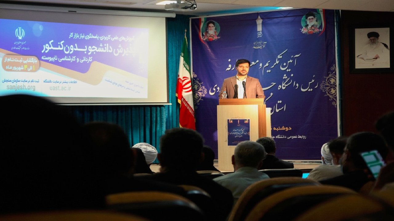 مقابله با دشمن با تجهیز به سلاح علم امکان پذیر است