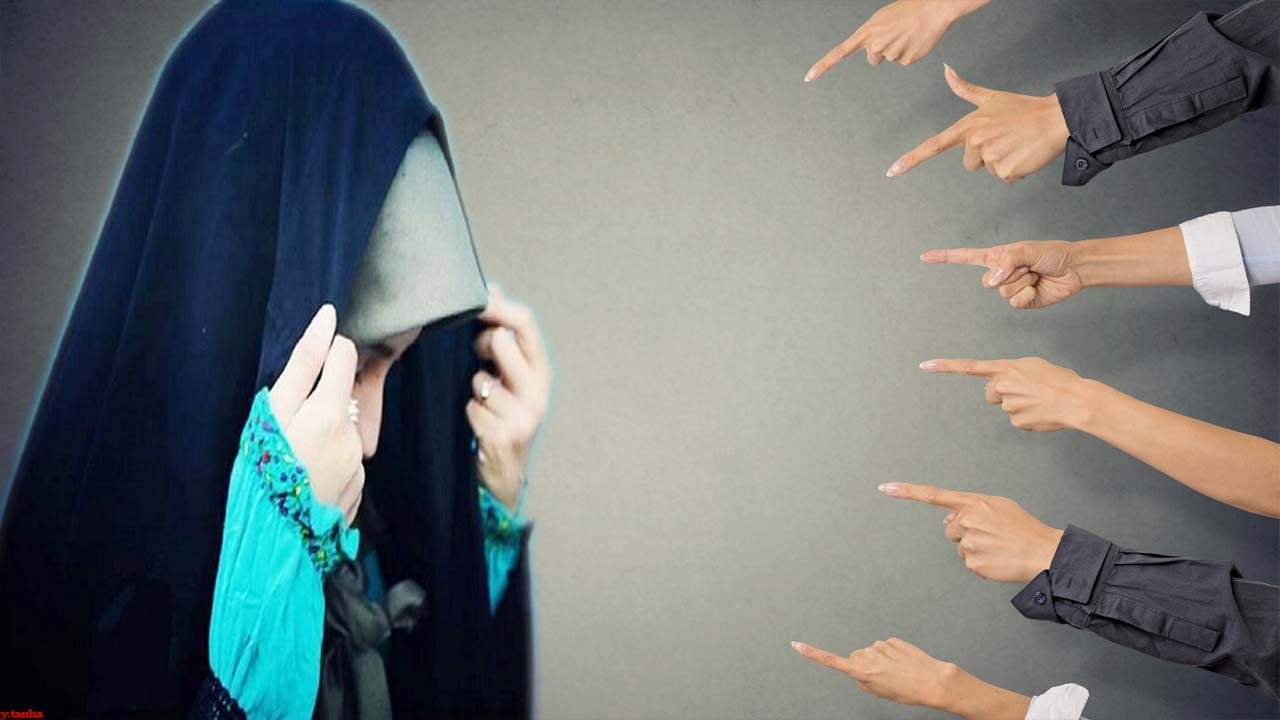 اگر به خاطر حجابتان مسخره شدید، این کارها را انجام دهید