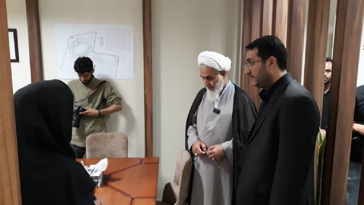 بازدید نماینده ولی فقیه در استان قزوین از پارک علم و فناوری