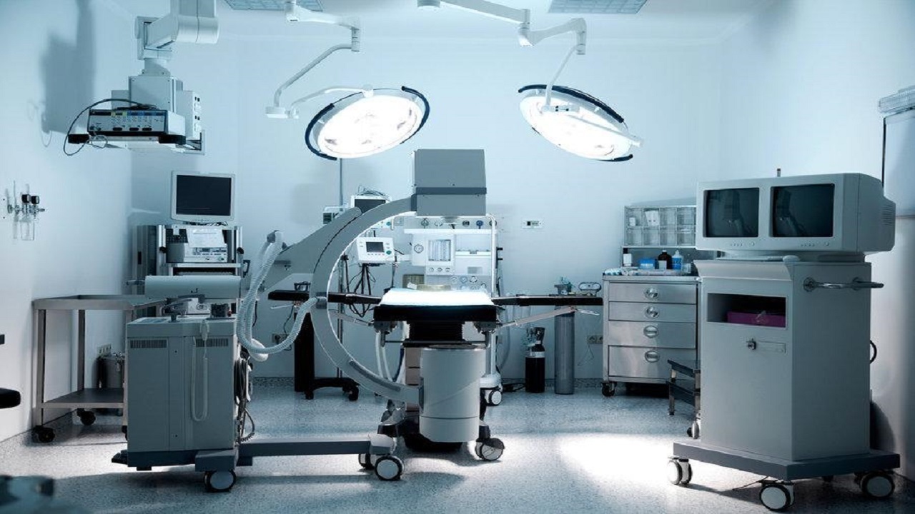 تحویل۴۰ میلیارد ریال تجهیزات دندانپزشکی به دانشگاه علوم پزشکی بیرجند